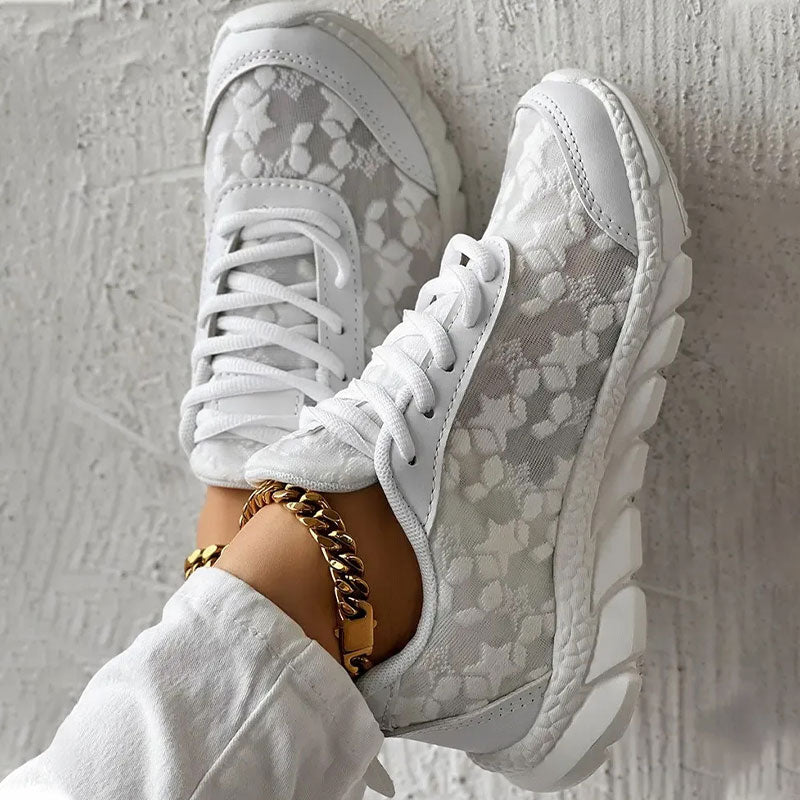 Shia-Chic-Sneaker
