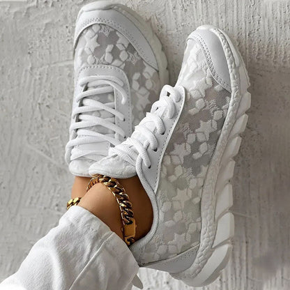 Shia-Chic-Sneaker