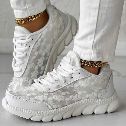 Shia-Chic-Sneaker