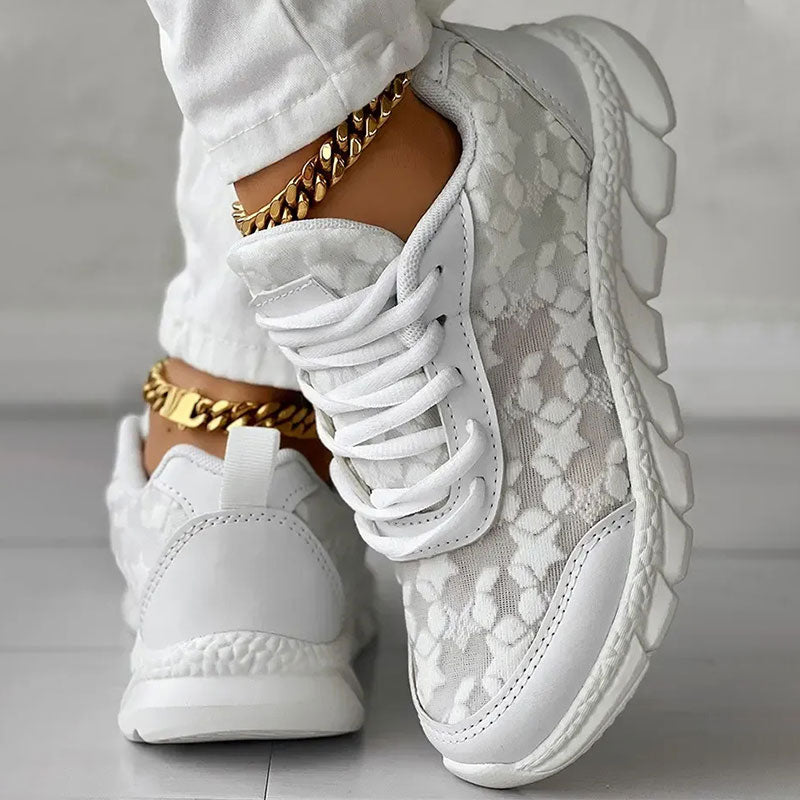 Shia-Chic-Sneaker